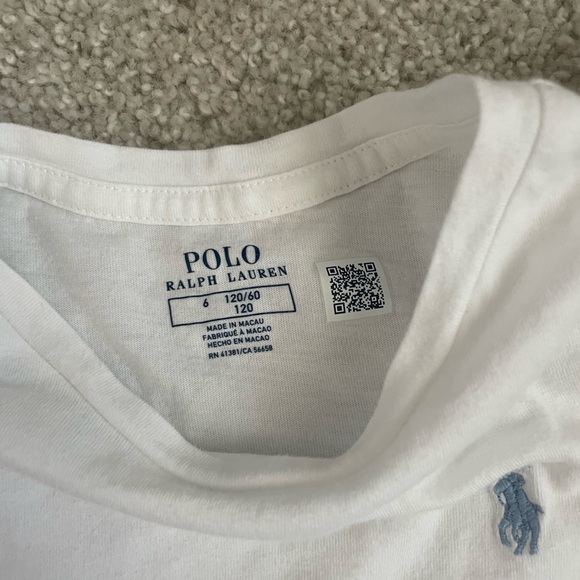 Cute polo top - Picture 2 of 2